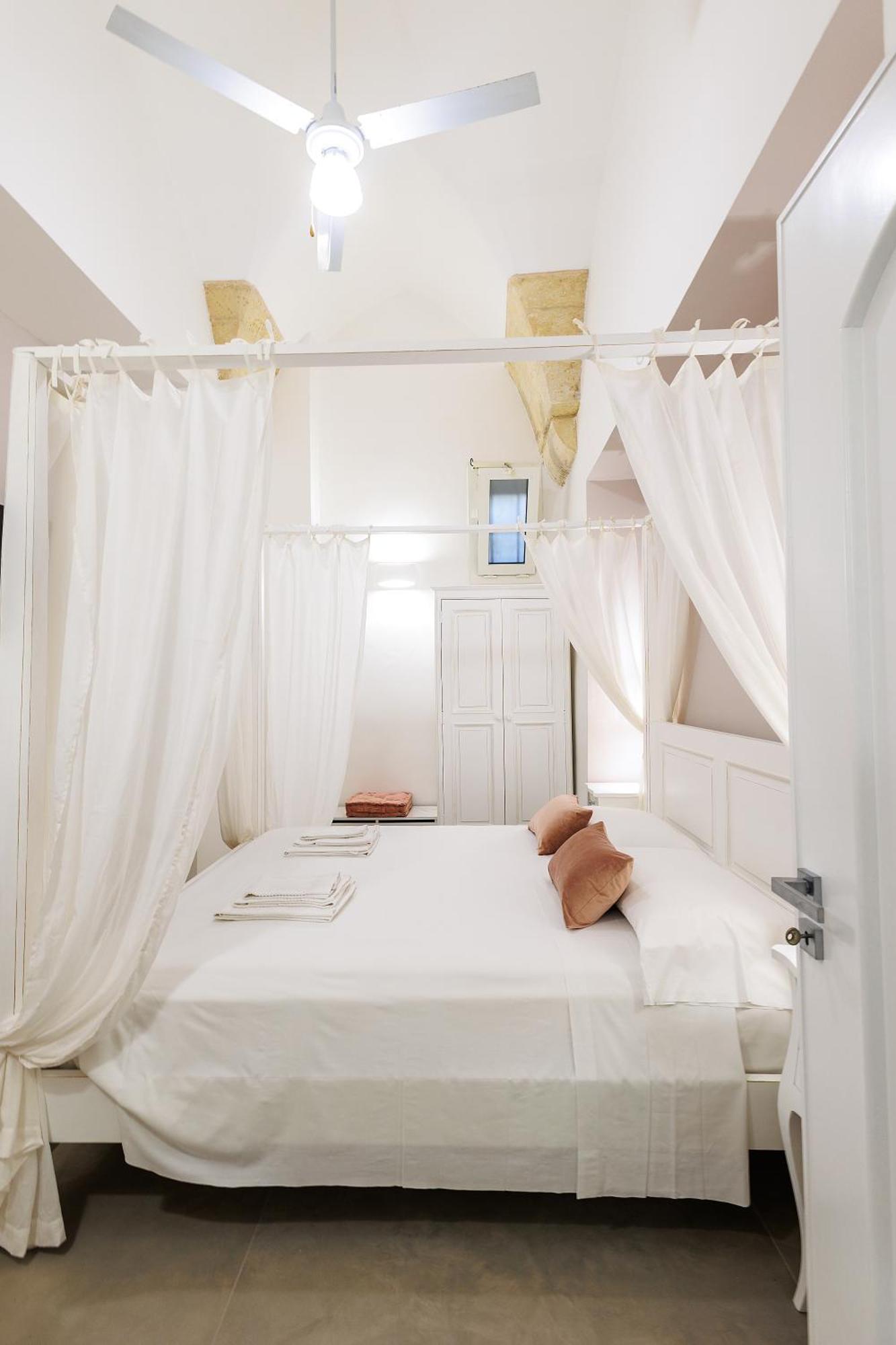 Goodstay Corte Regina Suite Lecce Exterior foto